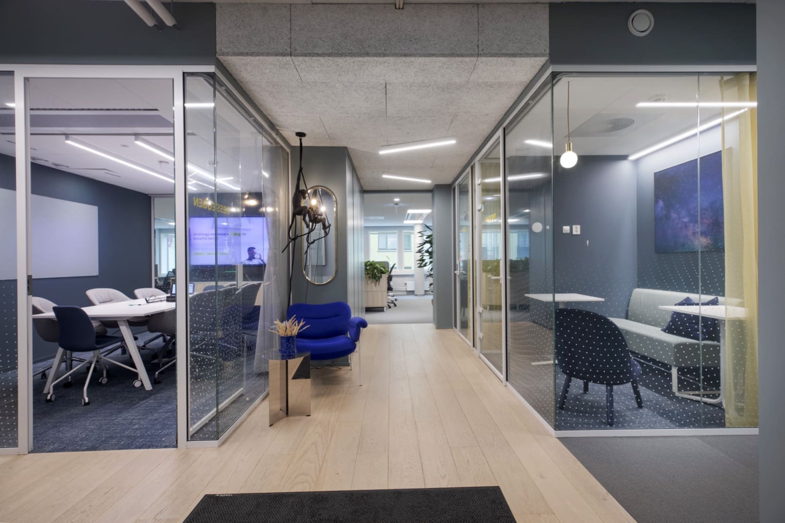 Modern office for sublease – 520 sqm - Workspace