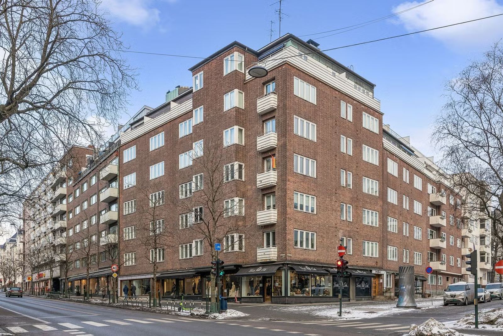 Bygdøy allé 33A – Bright and modern 294 sqm commercial premises with large storage and parking in Frogner - Bygdøy Allé 33A