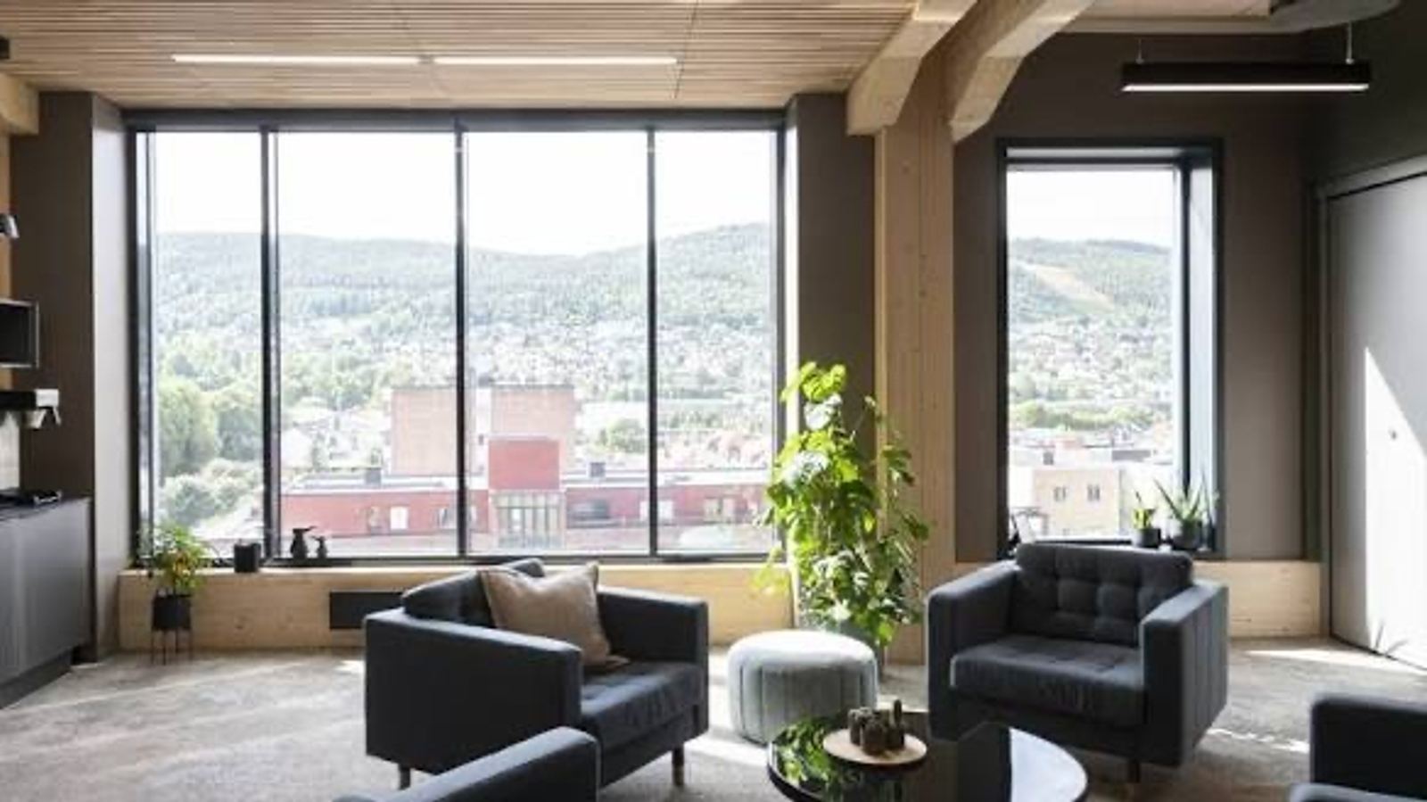 Office space for rent in Drammen's premier full-service office building - Facilities