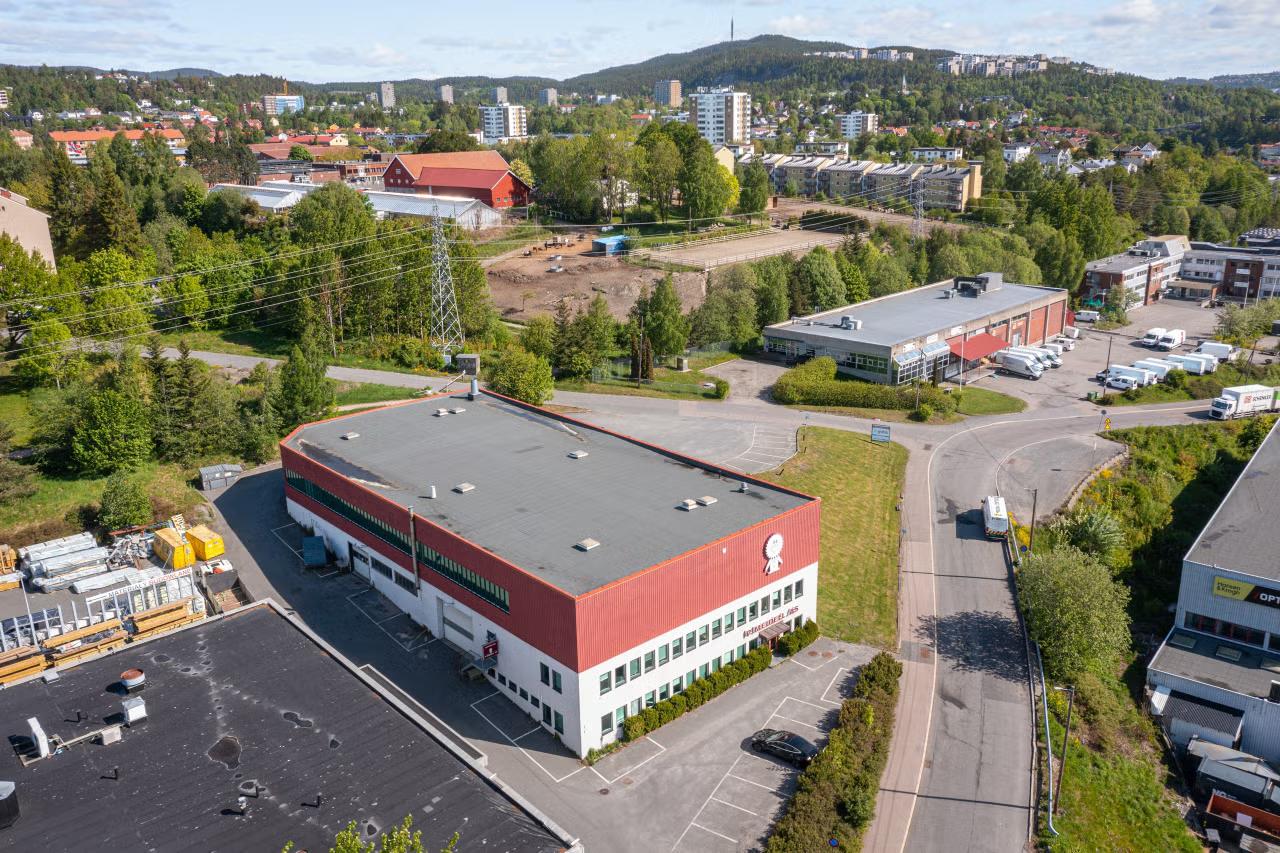 Affordable and Centrally Located Warehouse Space at Kalbakken | 86.4 sqm BTA - Facade