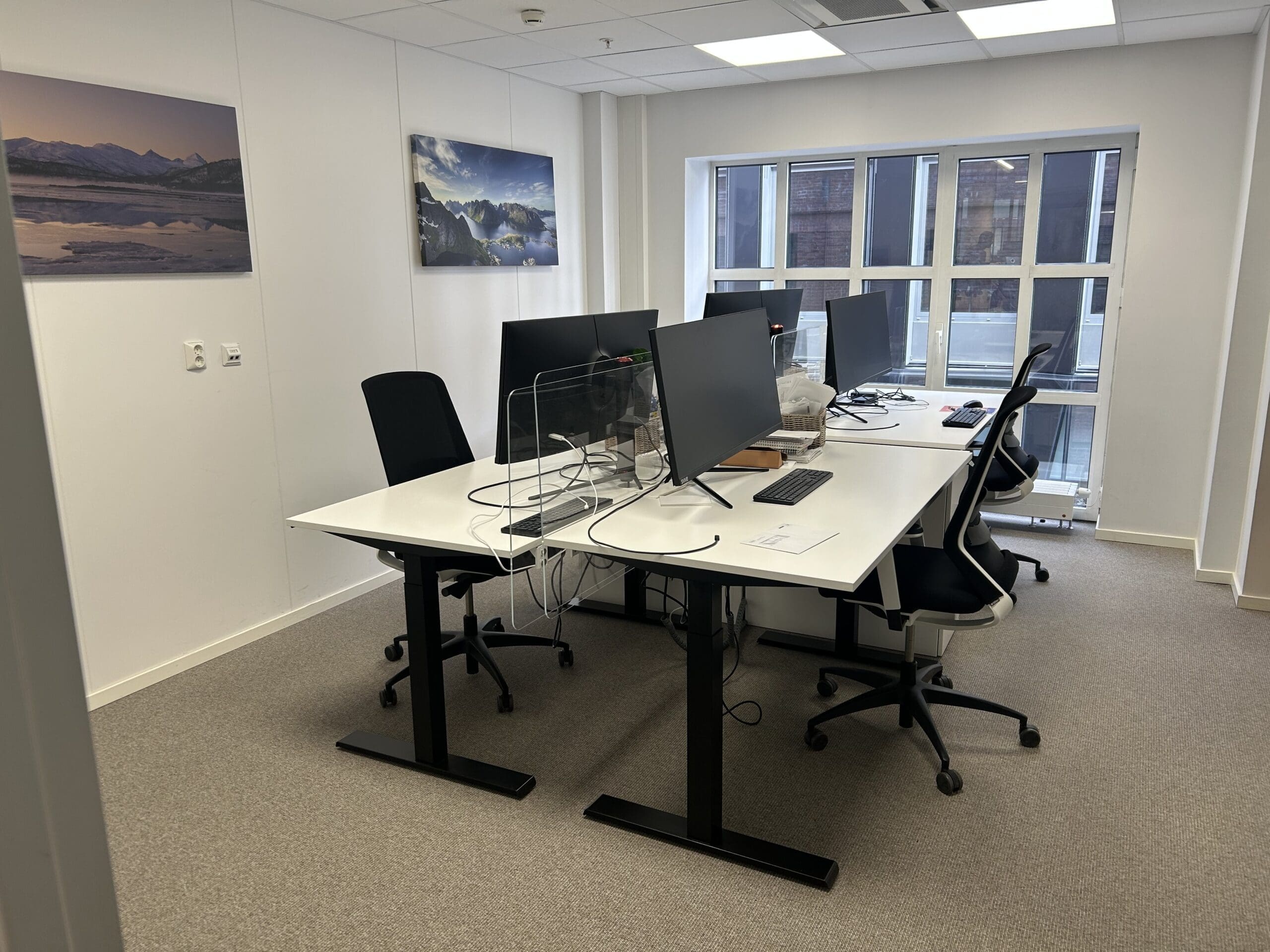 Kontor for 4 ansatte på Aker Brygge