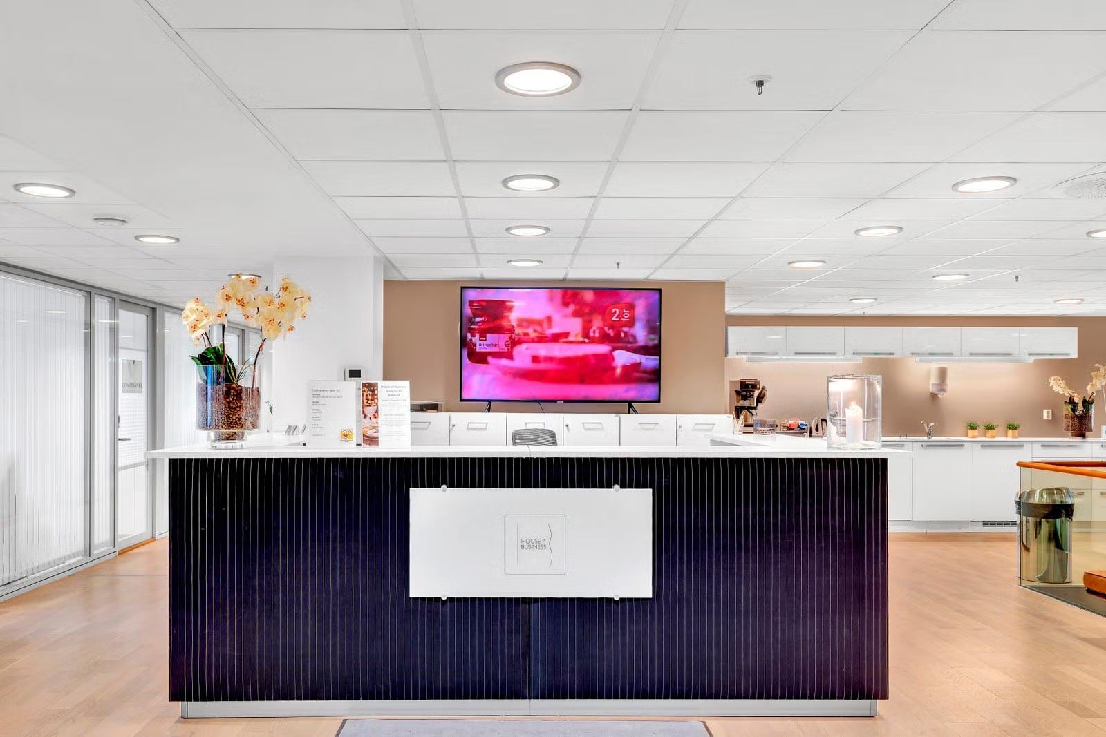 Turnkey private office for 3 people at Solli plass - Premises
