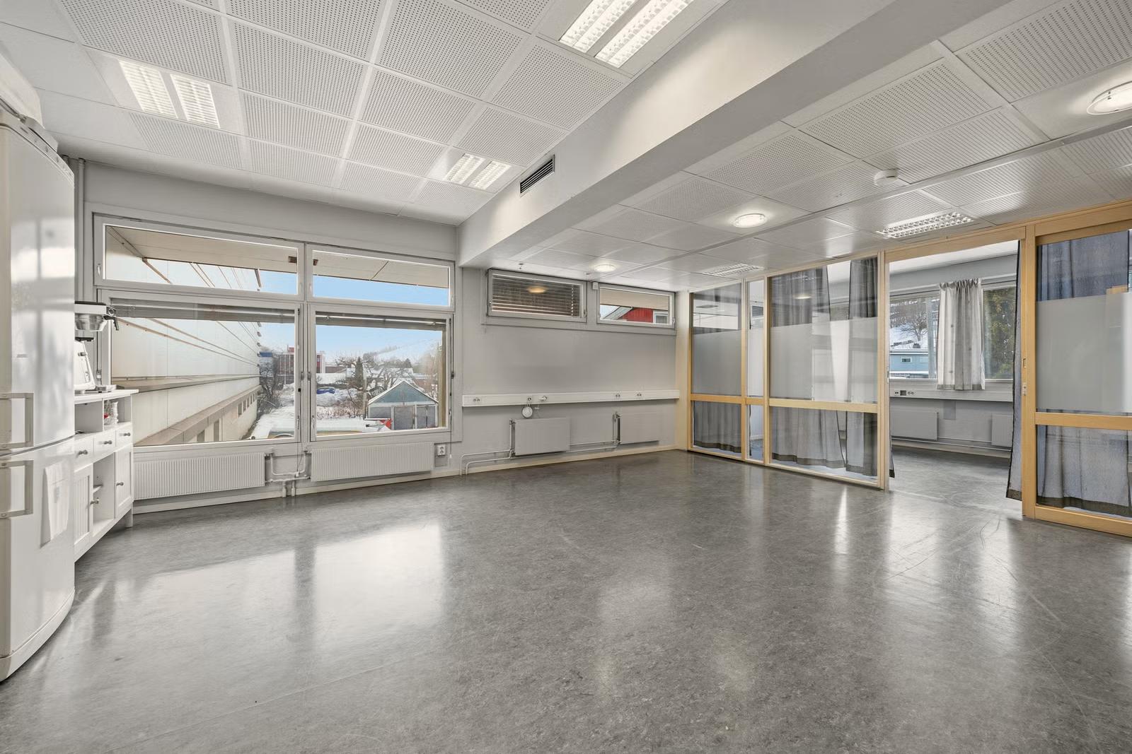 Affordable and Flexible Office Spaces at Skui - Premises