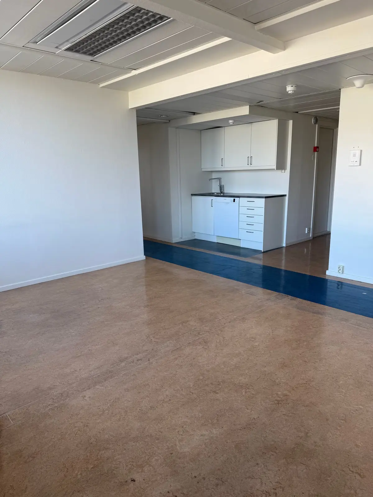 Central 133 sqm GFA 9th-Floor Office Space at Storgata 32 / Gunerius - workspace