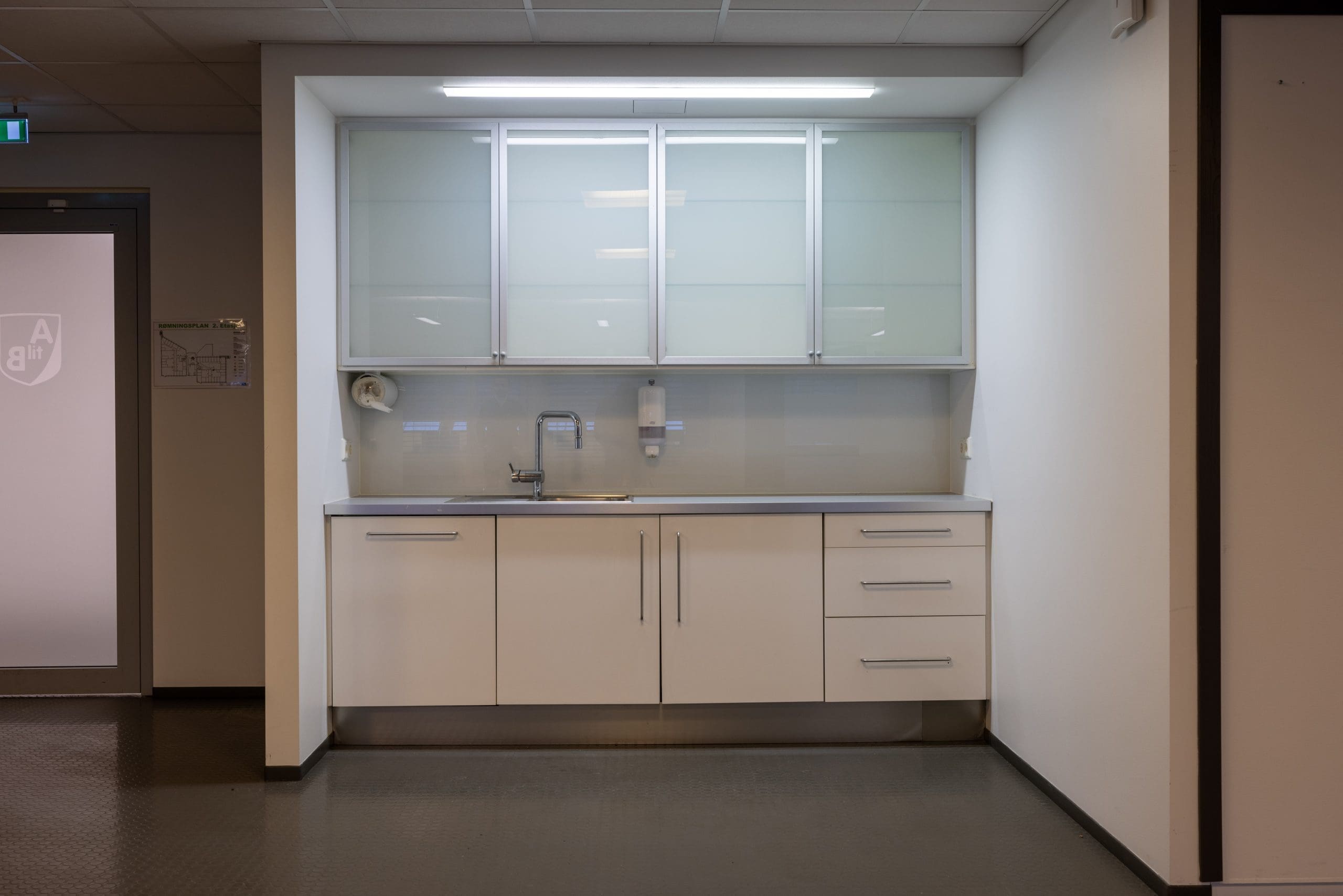 Great office space for rent in Høvik, ideal for a small team - Workspace