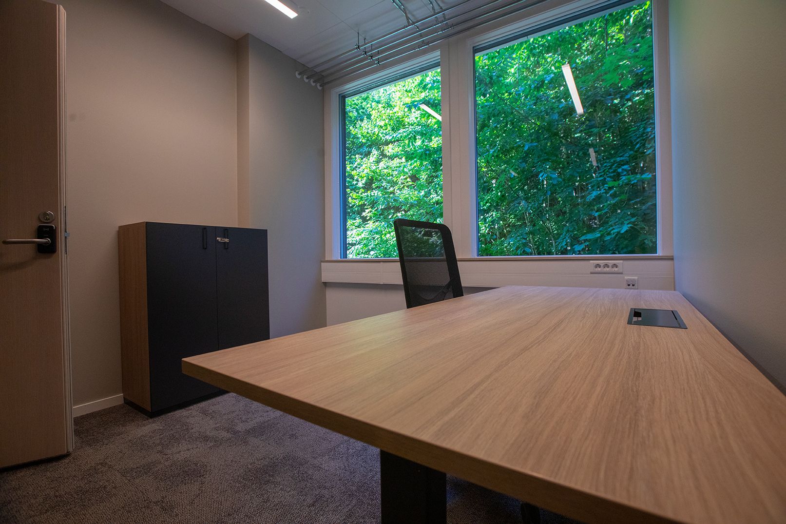 Moderne teamkontor for 3 ansatte i Asker