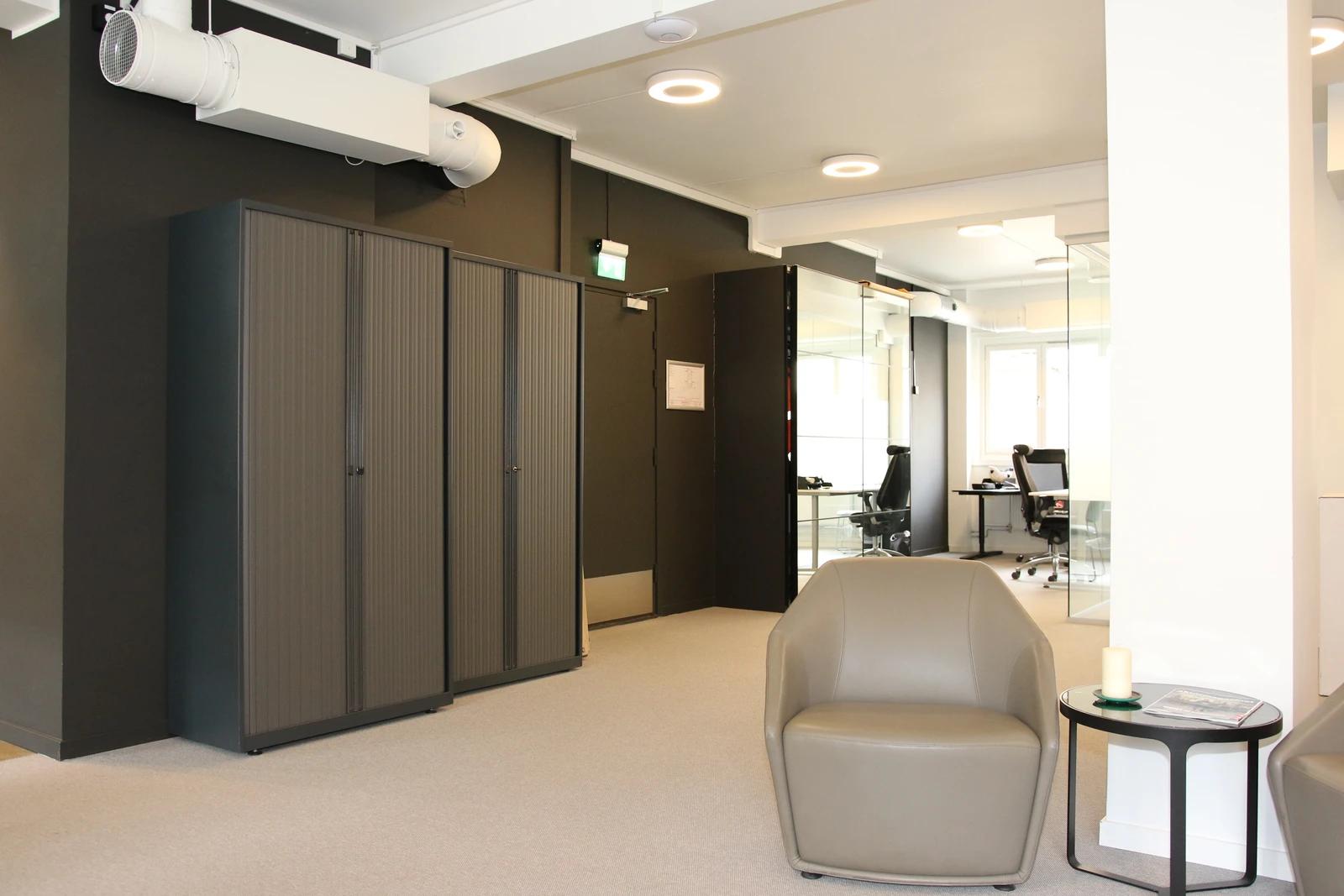 Available office 311 sqm for rent in Vika - Workspace