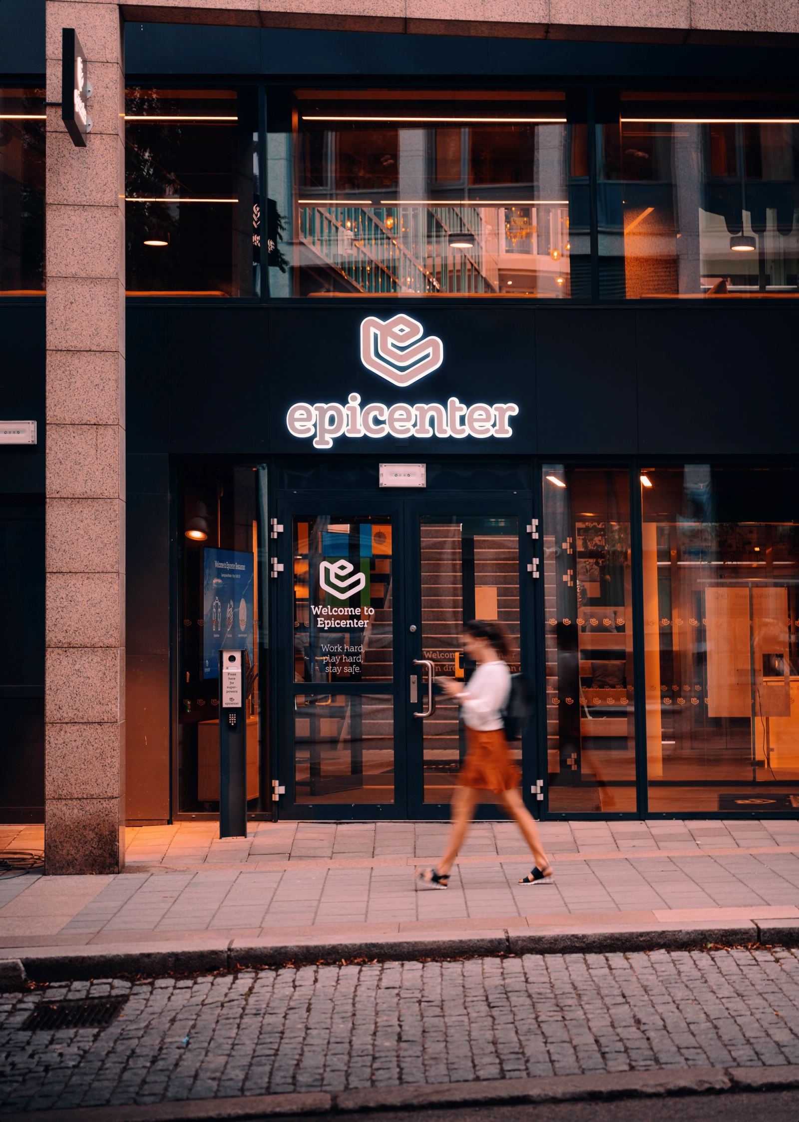 Kontor for 6 ved Nationaltheatret i Oslos fremste innovasjonsmiljø - Edvard Storms gate 2, Oslo