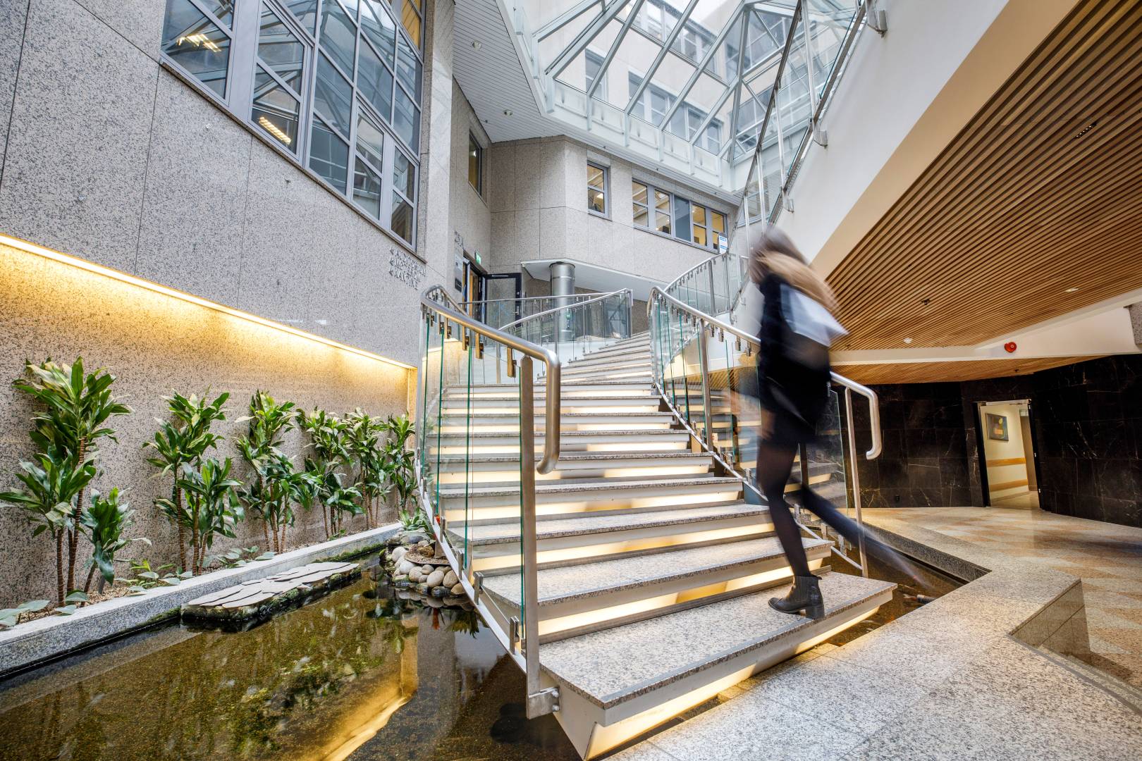 Great office space in a full-service building at Holbergs Terrasse - Facilities