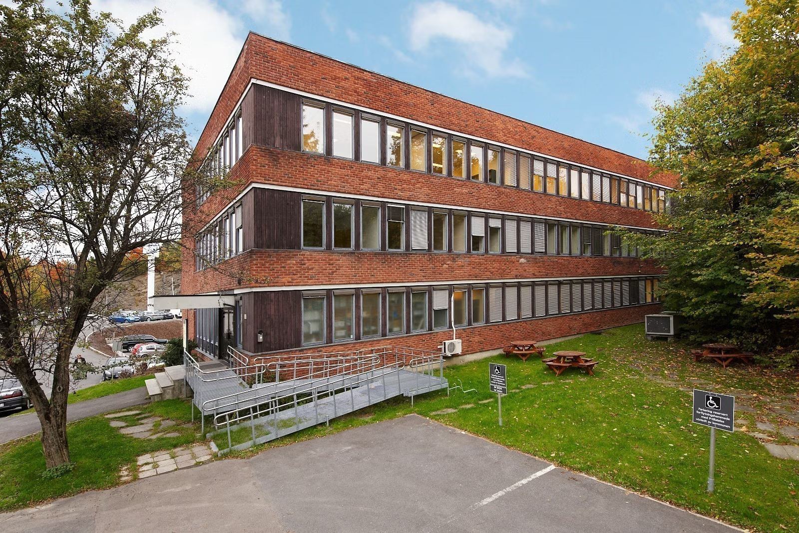 Offices with Dedicated Parking Spaces in Central Sandvika - Jongsåsveien 4, Sandvika