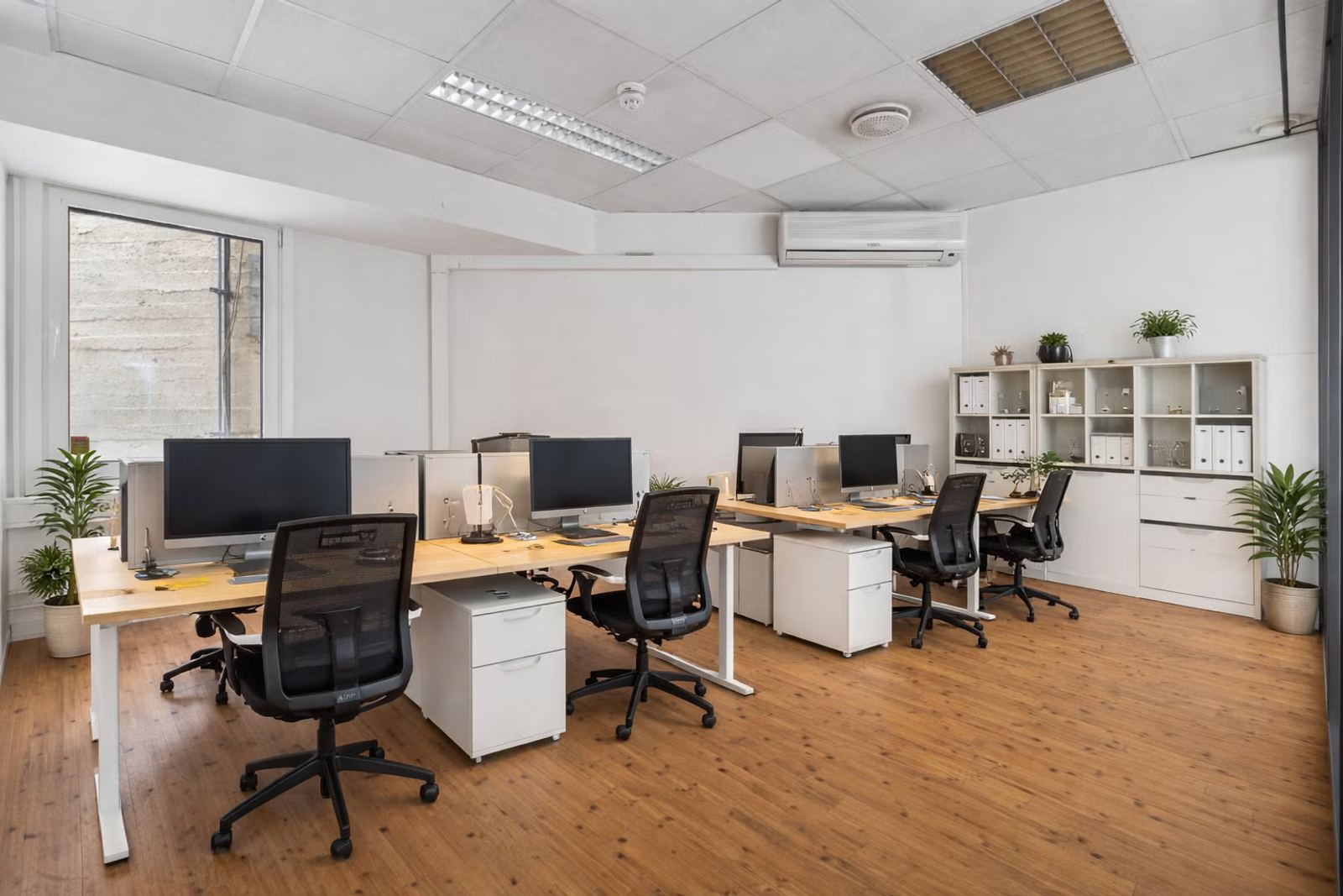 Central and Flexible 330 sqm GFA Office Premises at Akersgata 41 - Workspace