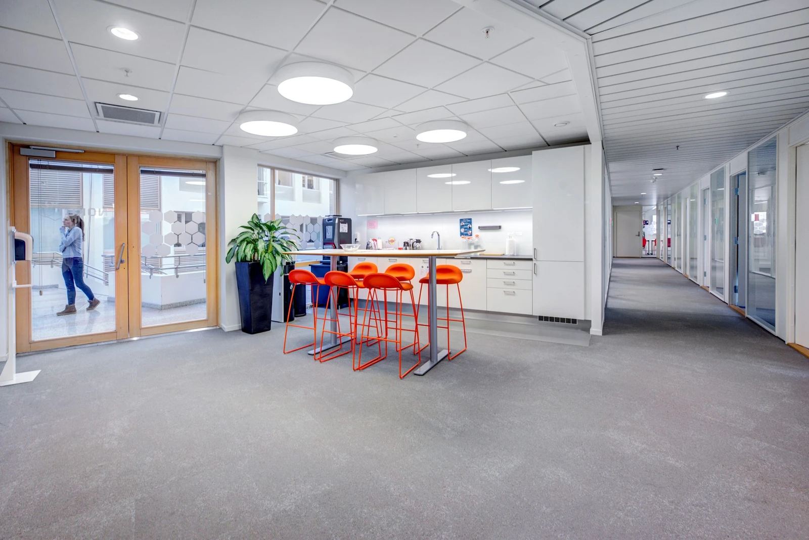 Office space with excellent shared amenities - Workspace
