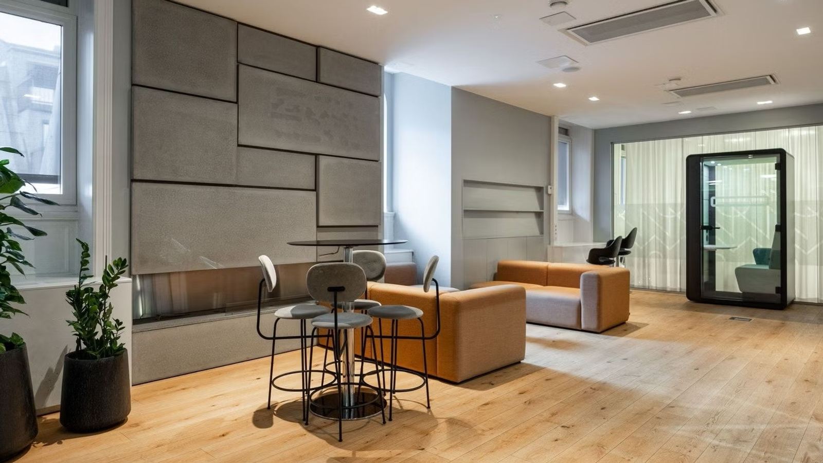 Modern 2-person offices with historic charm right in Kvadraturen - Facilities