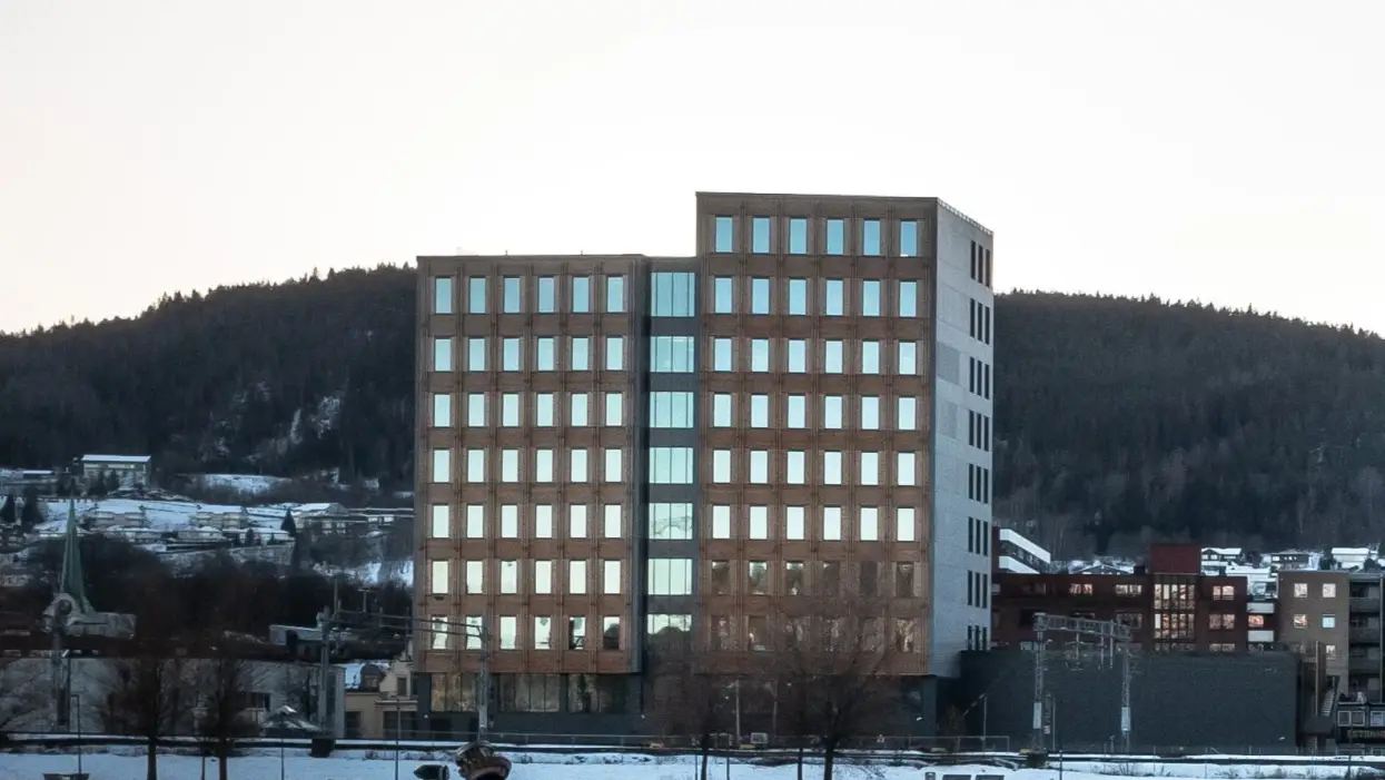 Kontorplass til leie i Drammens flotteste fullservice kontorbygg - Fasade