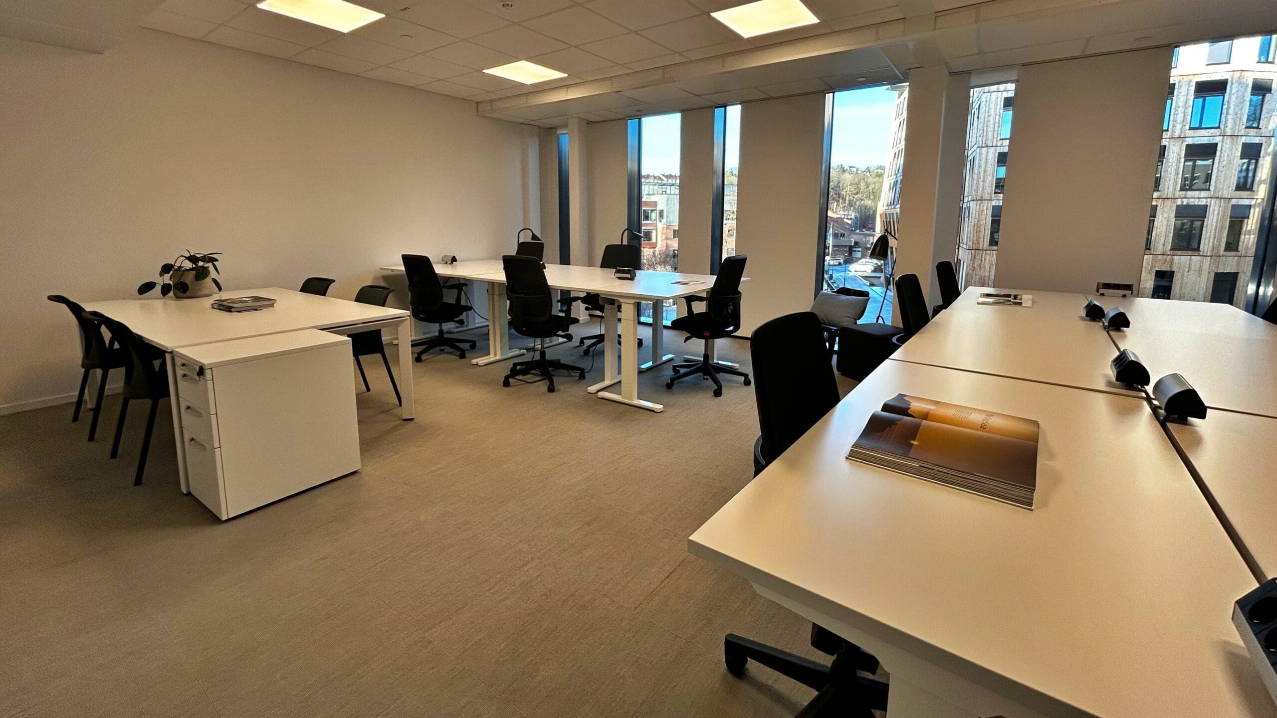 Office for 10-14 employees near Handelshøyskolen BI - Workspace