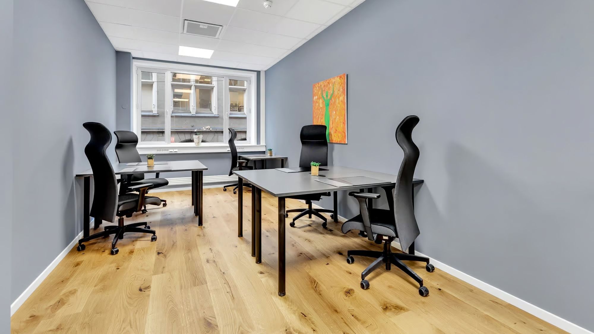 Furnished office for up to 3 people in Oslo's most central location