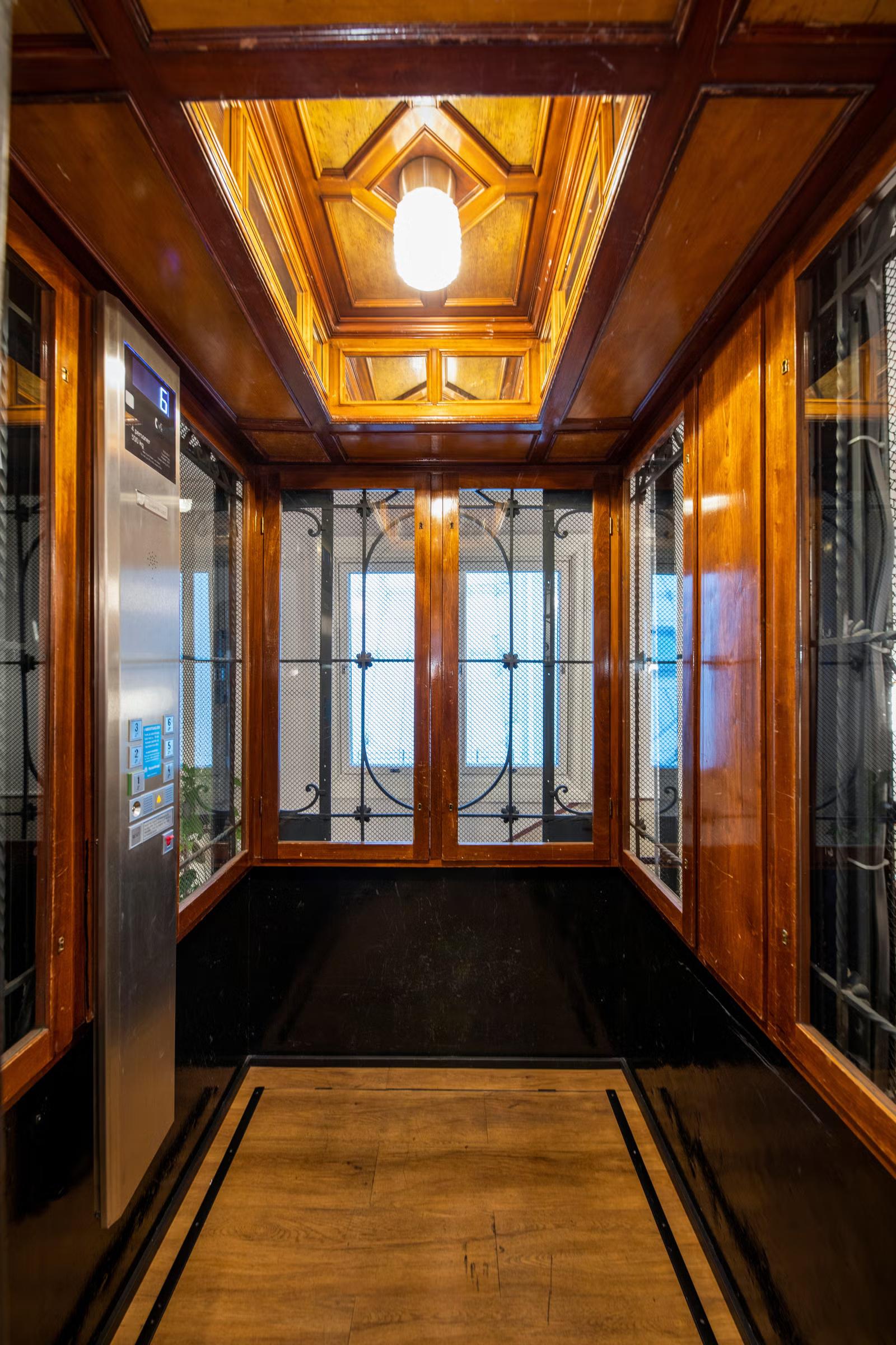 Office space in a classic building in Oslo city center - Facilities