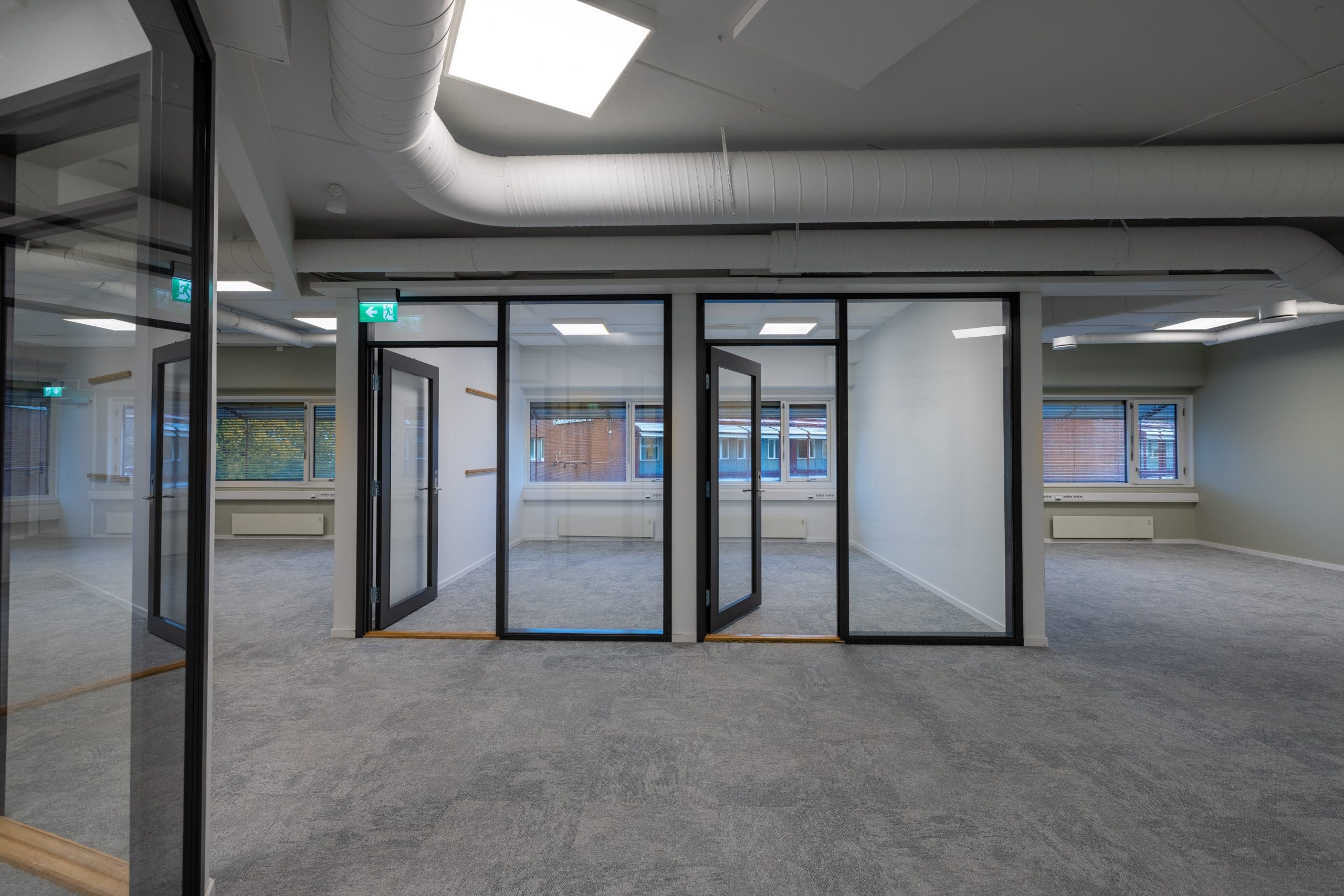 Bright and modern office for 15-20 employees at Høvik - Workspace