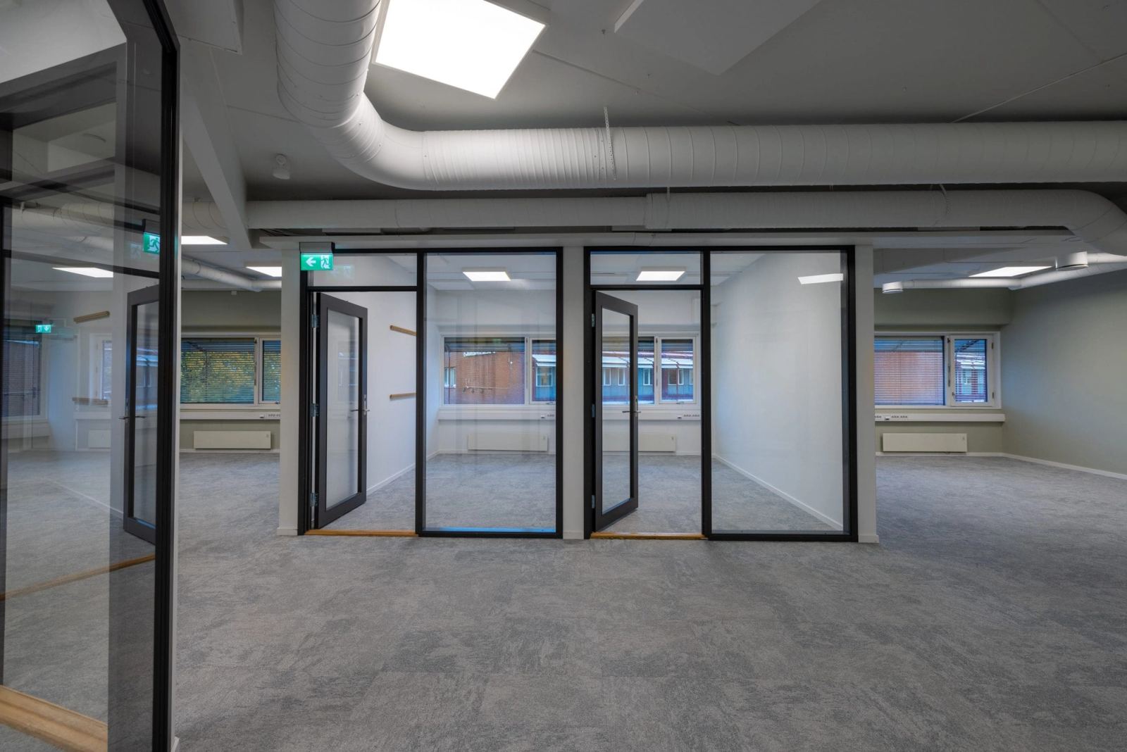Bright and modern office for 15-20 employees at Høvik - Workspace