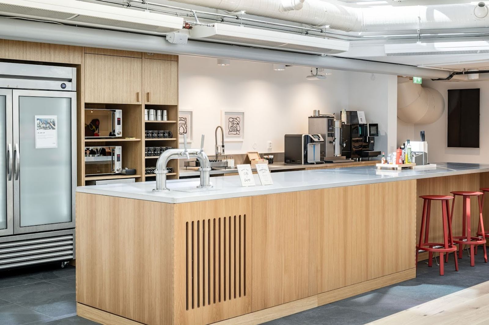 Office for 18-24 employees near Nationaltheatret - Facilities