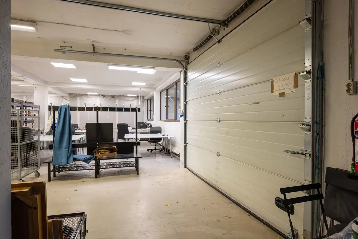 Bright warehouse and flexible commercial space at Kalbakken - warehouse space