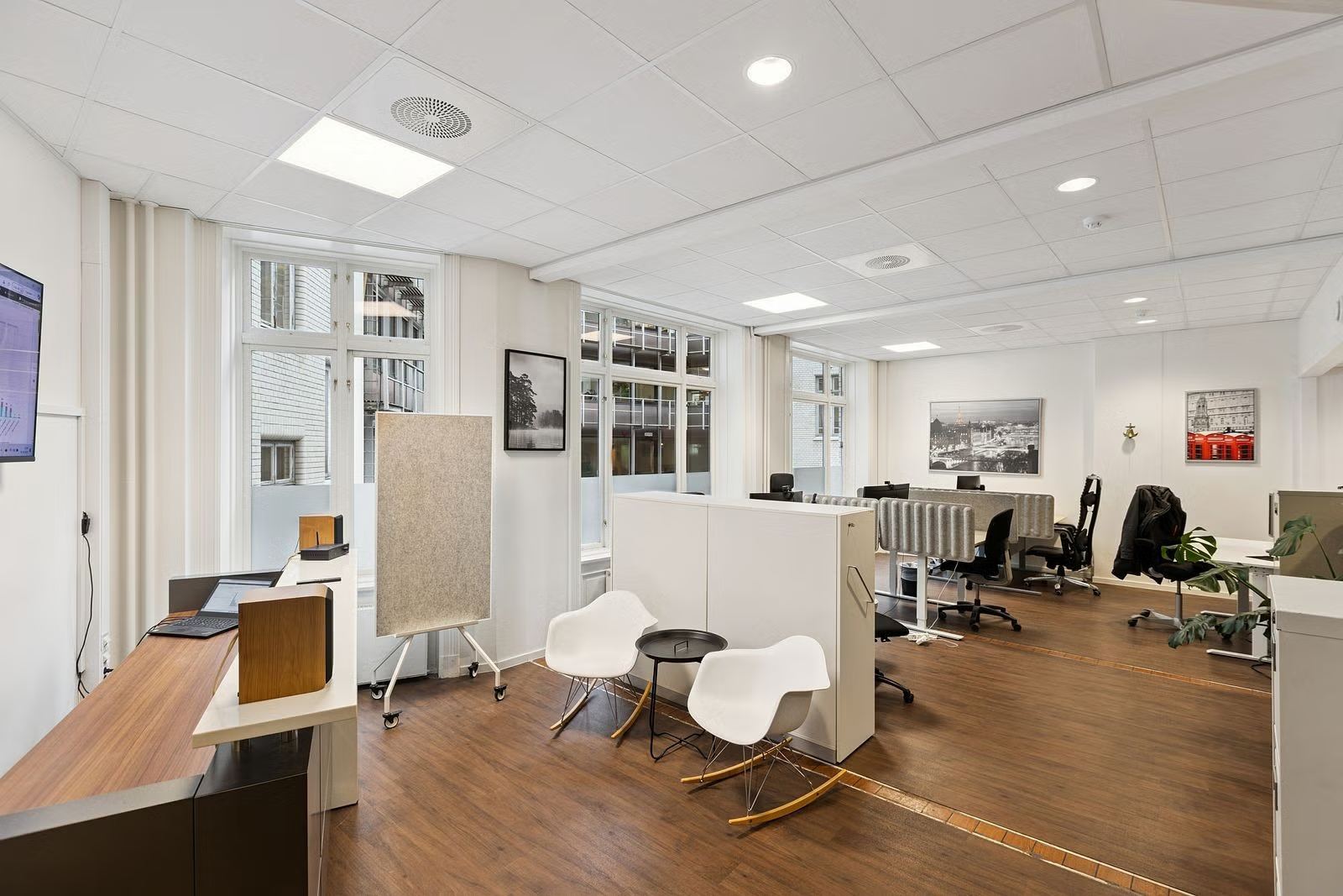 Move-In Ready Office Space of 341 sqm GFA at Grensen 16 - Workspace