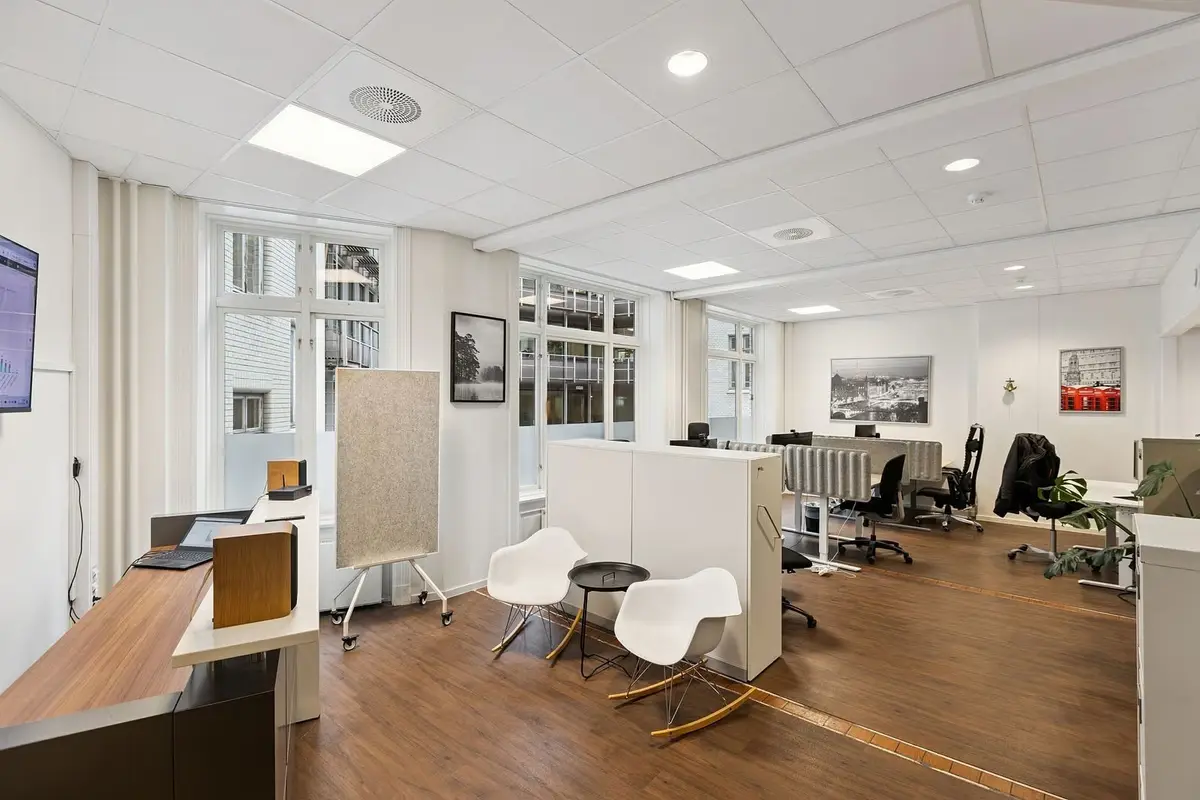 Move-In Ready Office Space of 341 sqm GFA at Grensen 16 - workspace