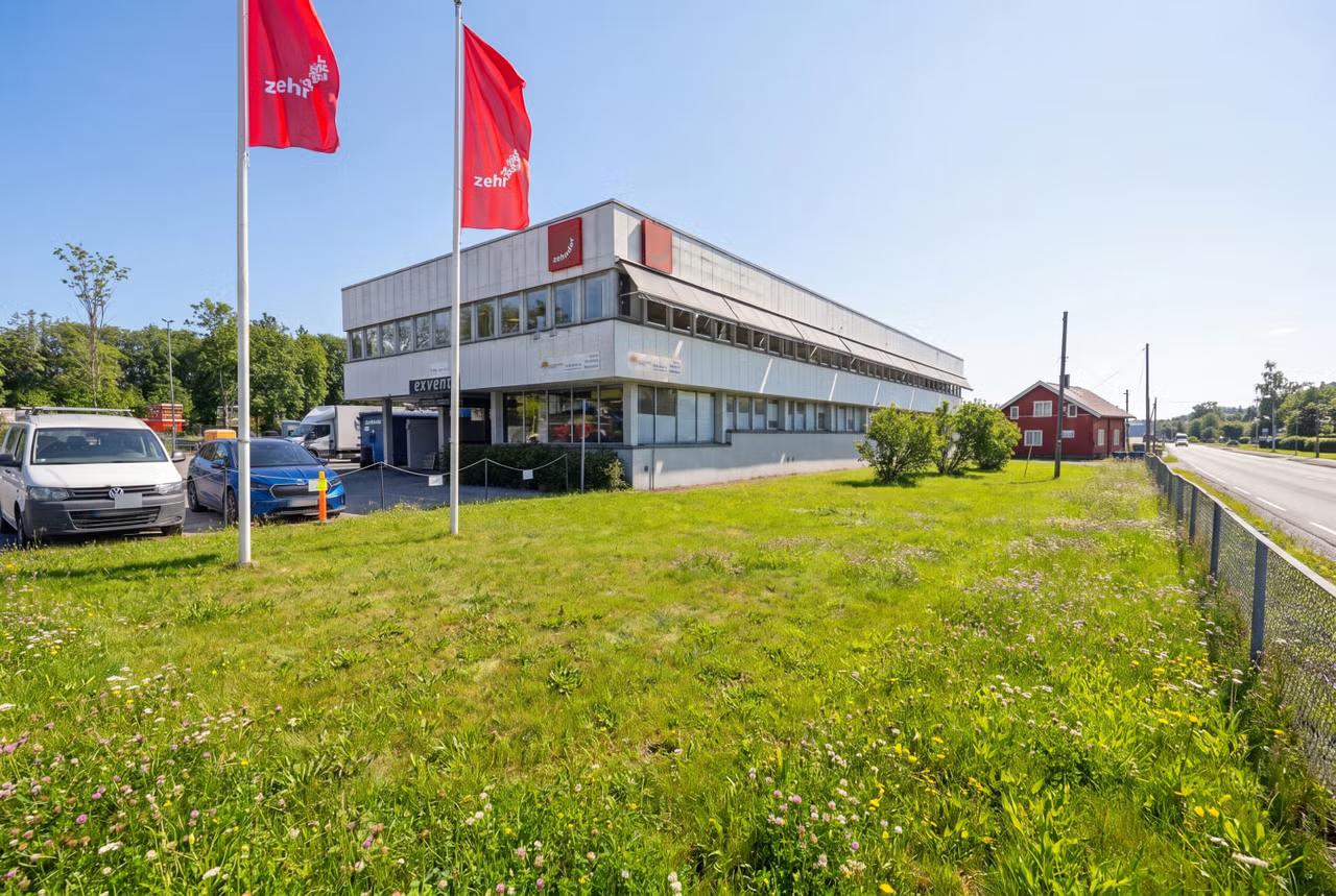 Affordable and Flexible Office Spaces at Skui - Facade