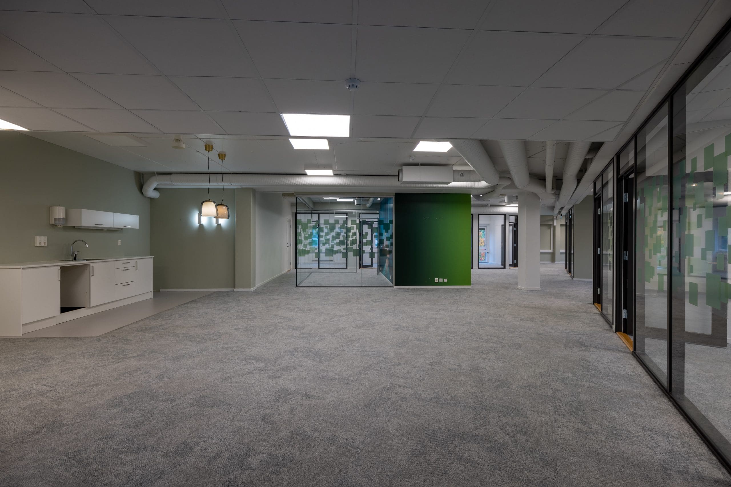 Bright and modern office for 15-20 employees at Høvik - Workspace