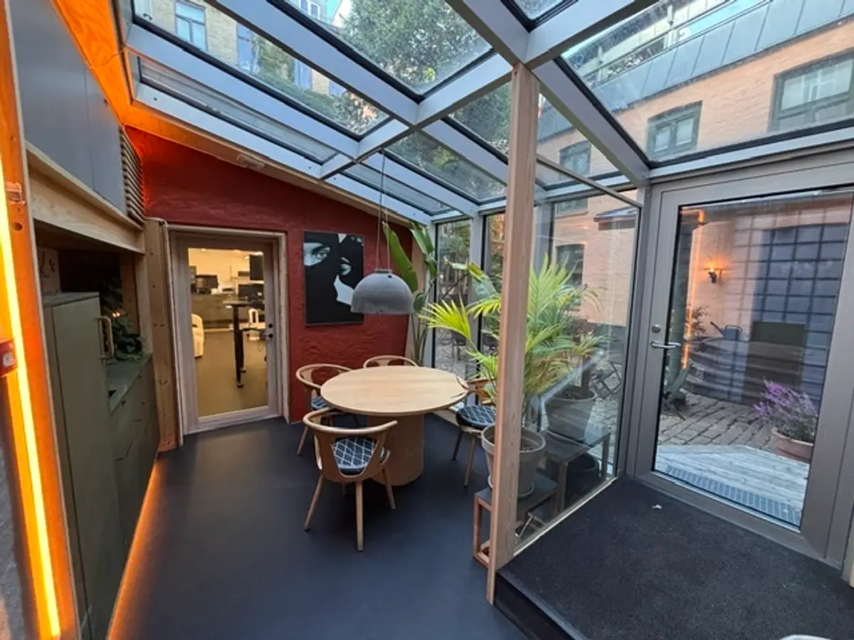 Nice office in "The stable" for rent at Majorstuen - building exterior