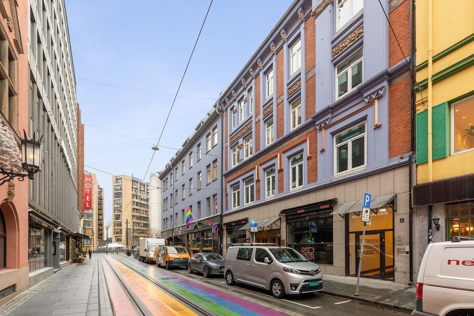 Bright and move-in ready office premises in Rosenkrantz gate with a highly central location - Facade