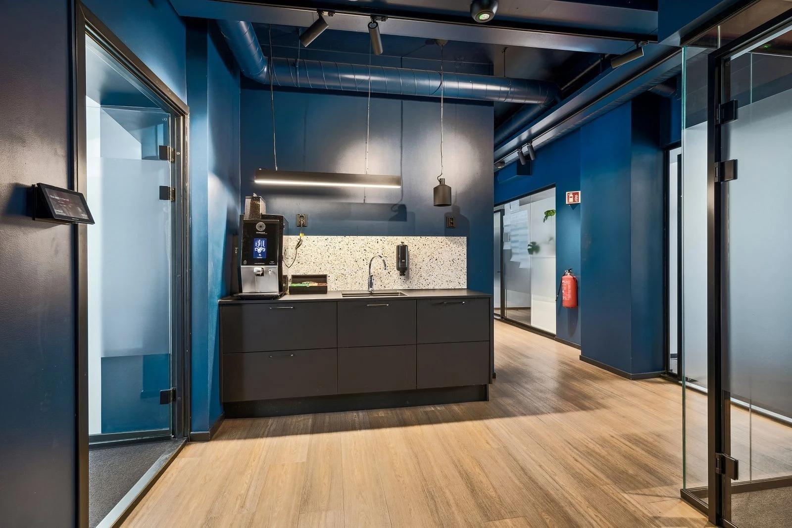 Great office for 4 employees in Karl Johans gate - Facilities