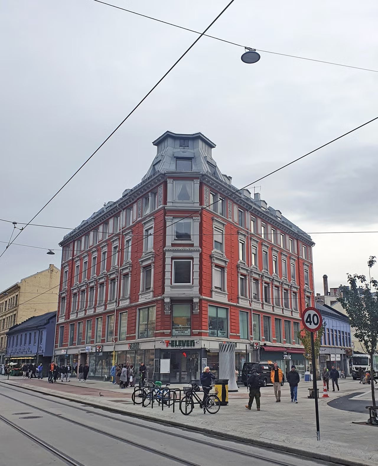 Attractive Office Space on the 5th Floor in Central Oslo - Facade