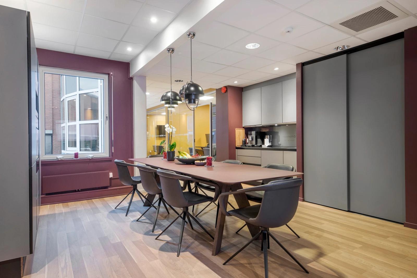 Attractive office space in the Paleet shopping center - Facilities