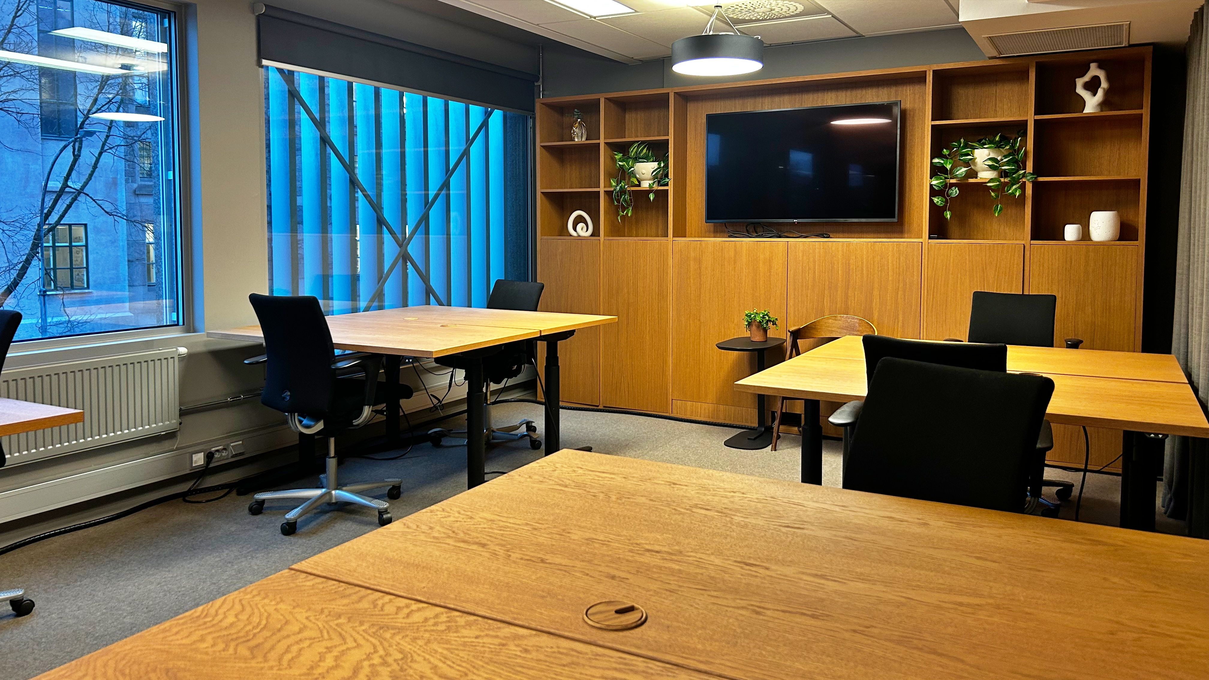 Exclusive office solution for up to 3 people with flexibility - Workspace