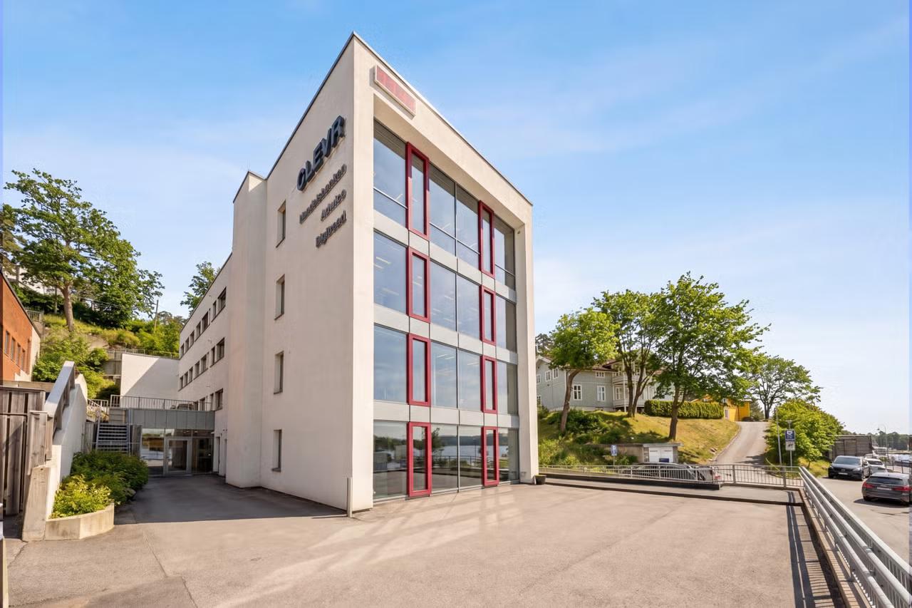 Private offices for rent in Sandvika with parking - Sandviksveien 147, Sandvika