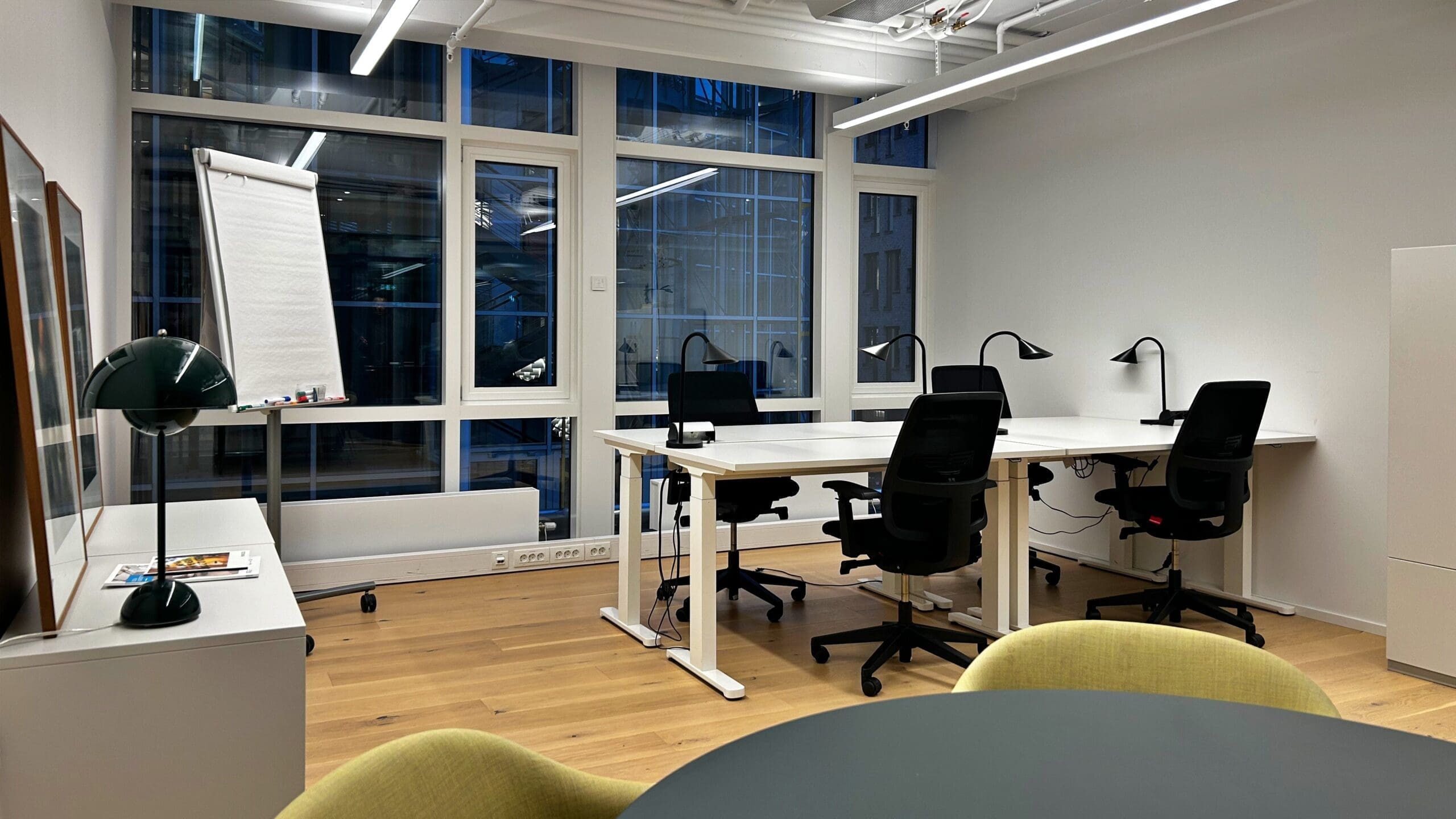 Office for 4-7 employees at Aker Brygge - Workspace