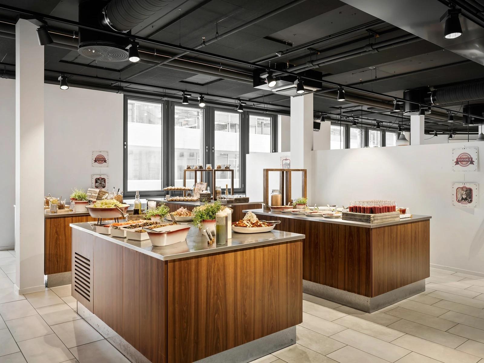 Office for rent for 1–2 people in Glasmagasinet - Facilities