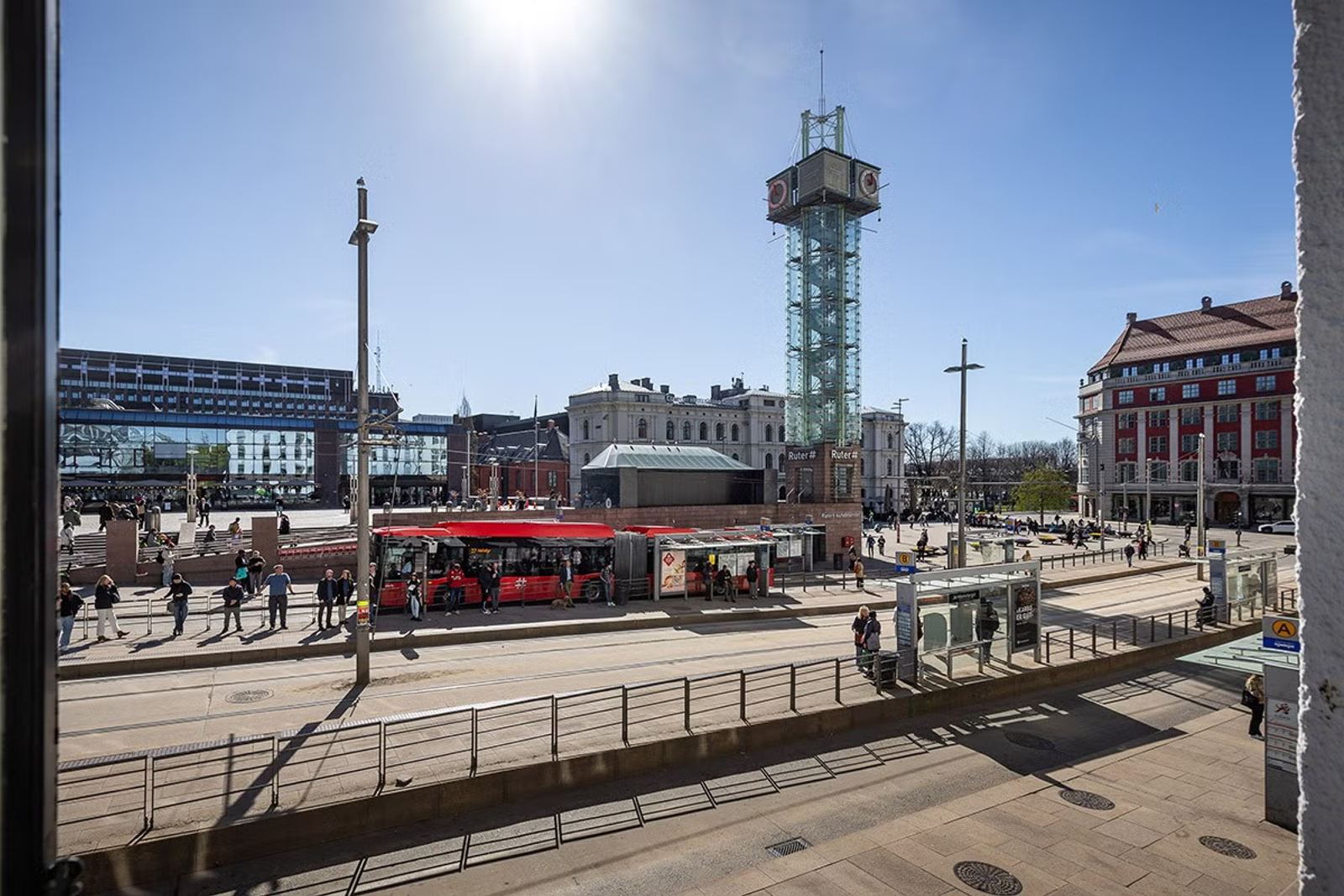 Effektivt og innflytningsklart kontorlokale med topp beliggenhet på Jernbanetorget - Fasade