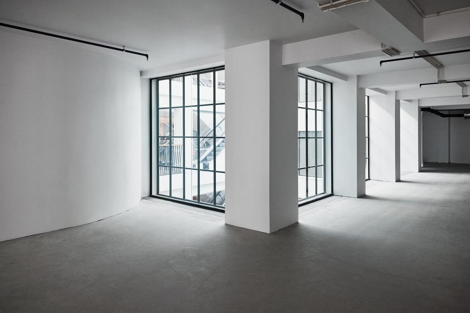 Spectacular and Tailor-made 990 sqm Office Space