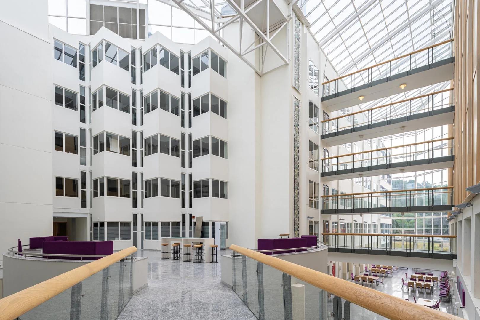 Kontor for 2–4 personer med strategisk beliggenhet på Bryn - Fasiliteter