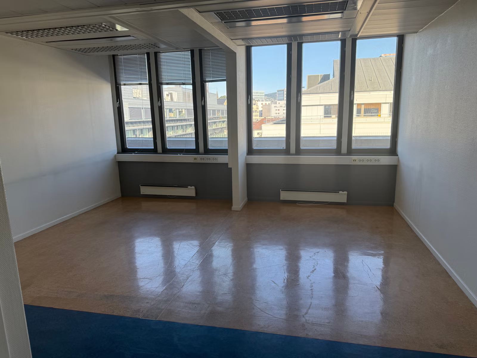 Central 133 sqm GFA 9th-Floor Office Space at Storgata 32 / Gunerius - Workspace