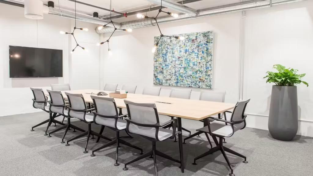 Kontor for 2–4 ansatte i hjertet av Kvadraturen - Moterom