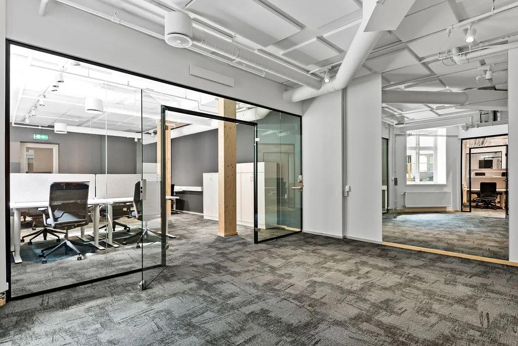 Office for 8–10 employees near Oslo Cathedral - Facilities