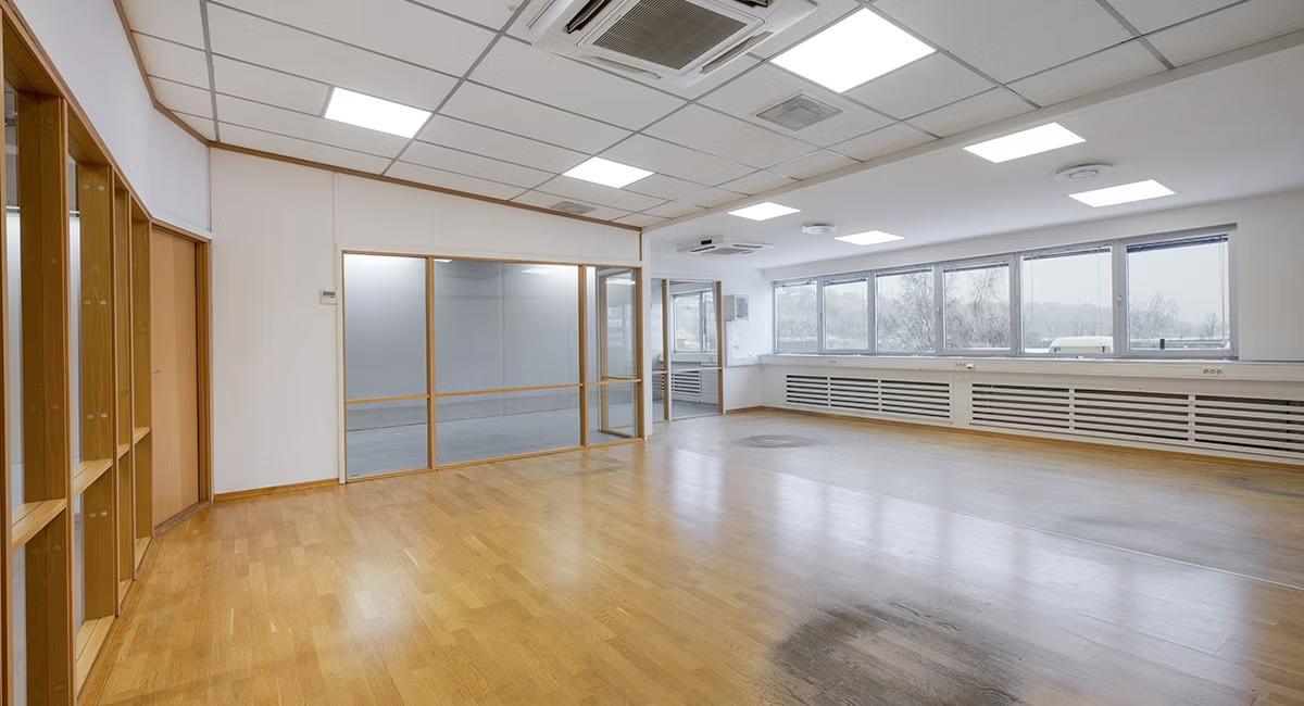 Fleksibelt lager, kontor eller showroom på 371 kvm på Alnabru - Lokale