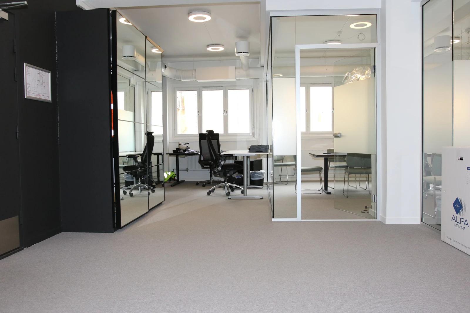 Available office 311 sqm for rent in Vika - Workspace