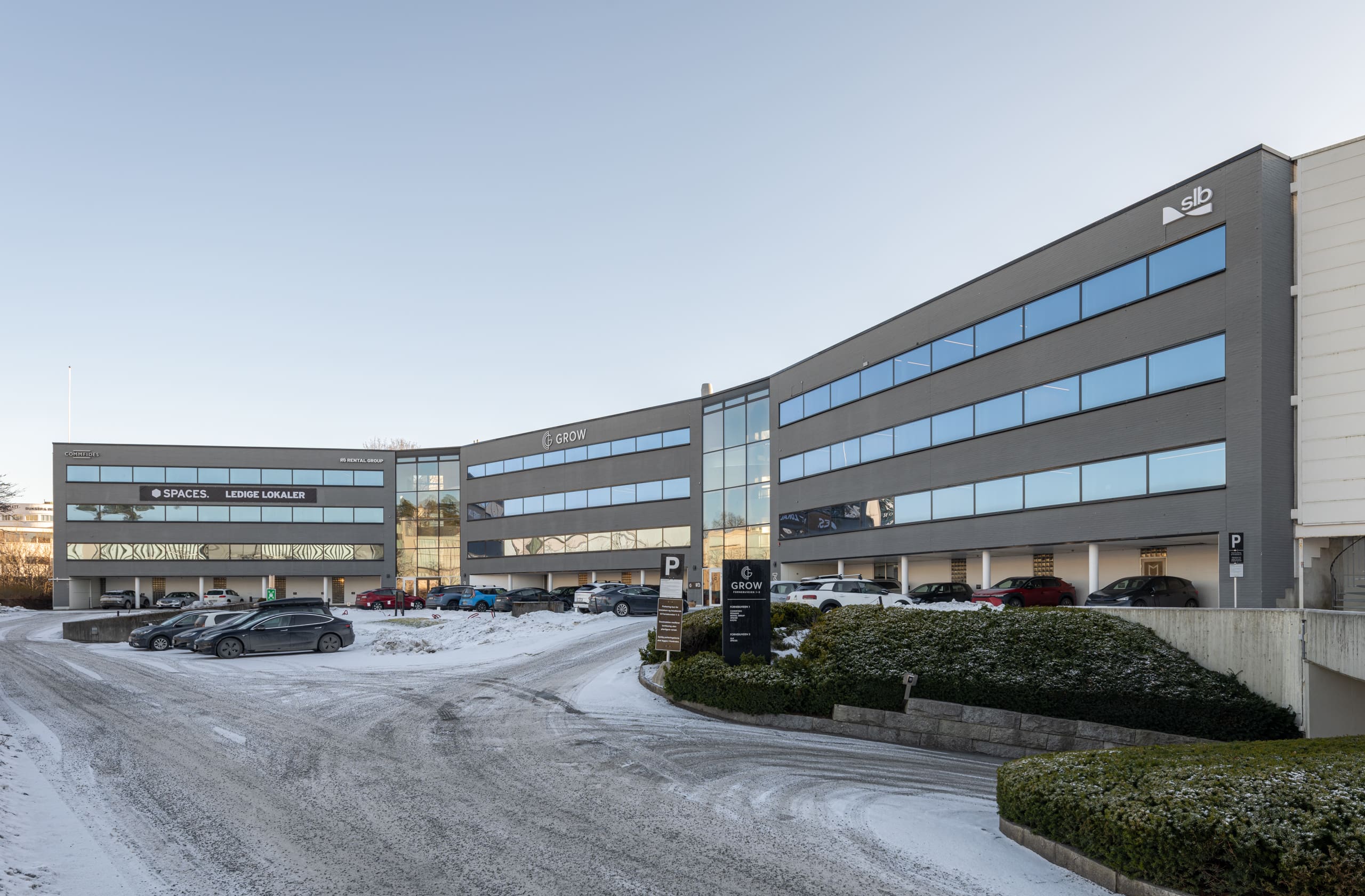 Kontor for 1-2 ansatte rett ved Lysaker Stasjon