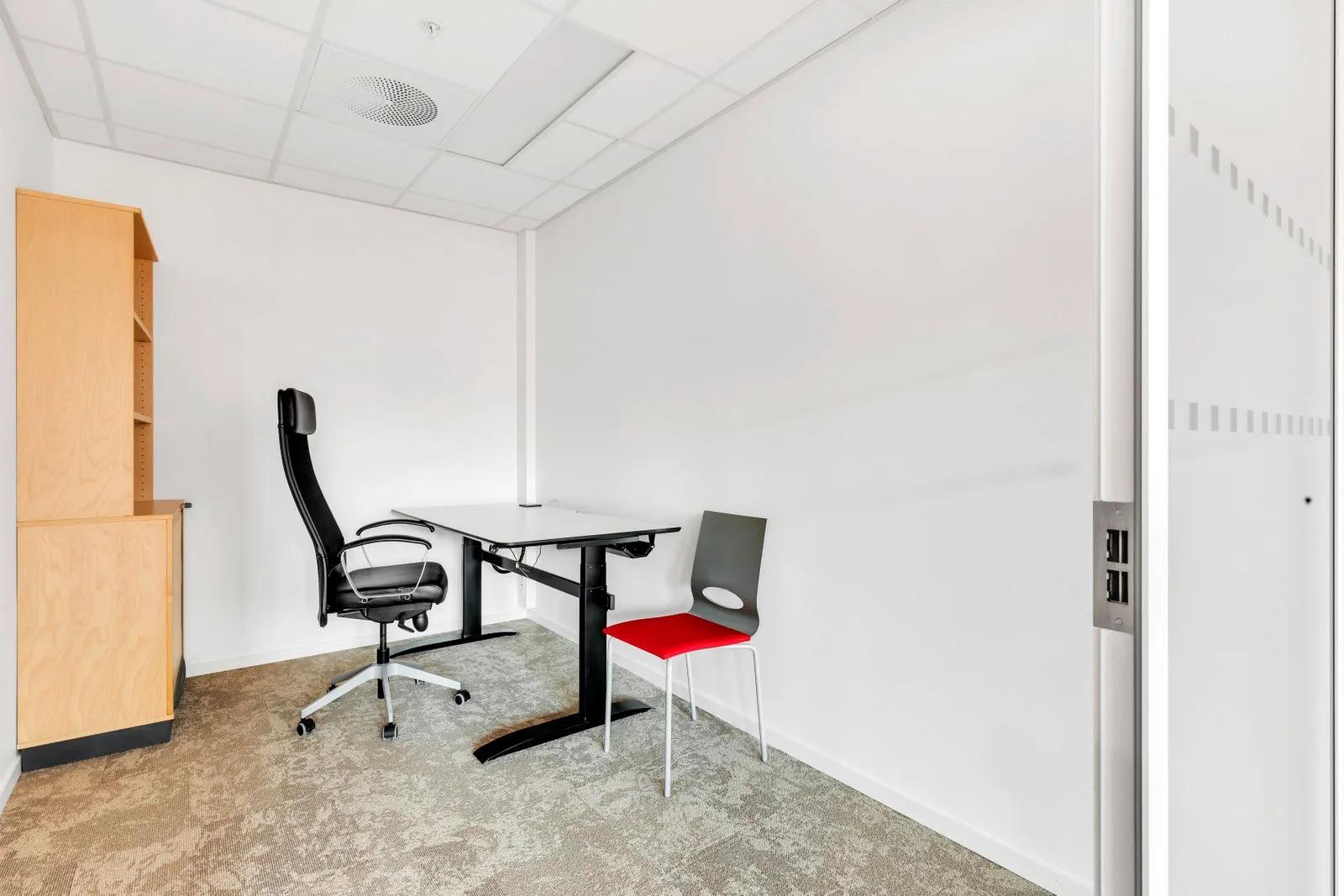 Cellekontor for 1-2 ansatte ved Stortinget - Kontor