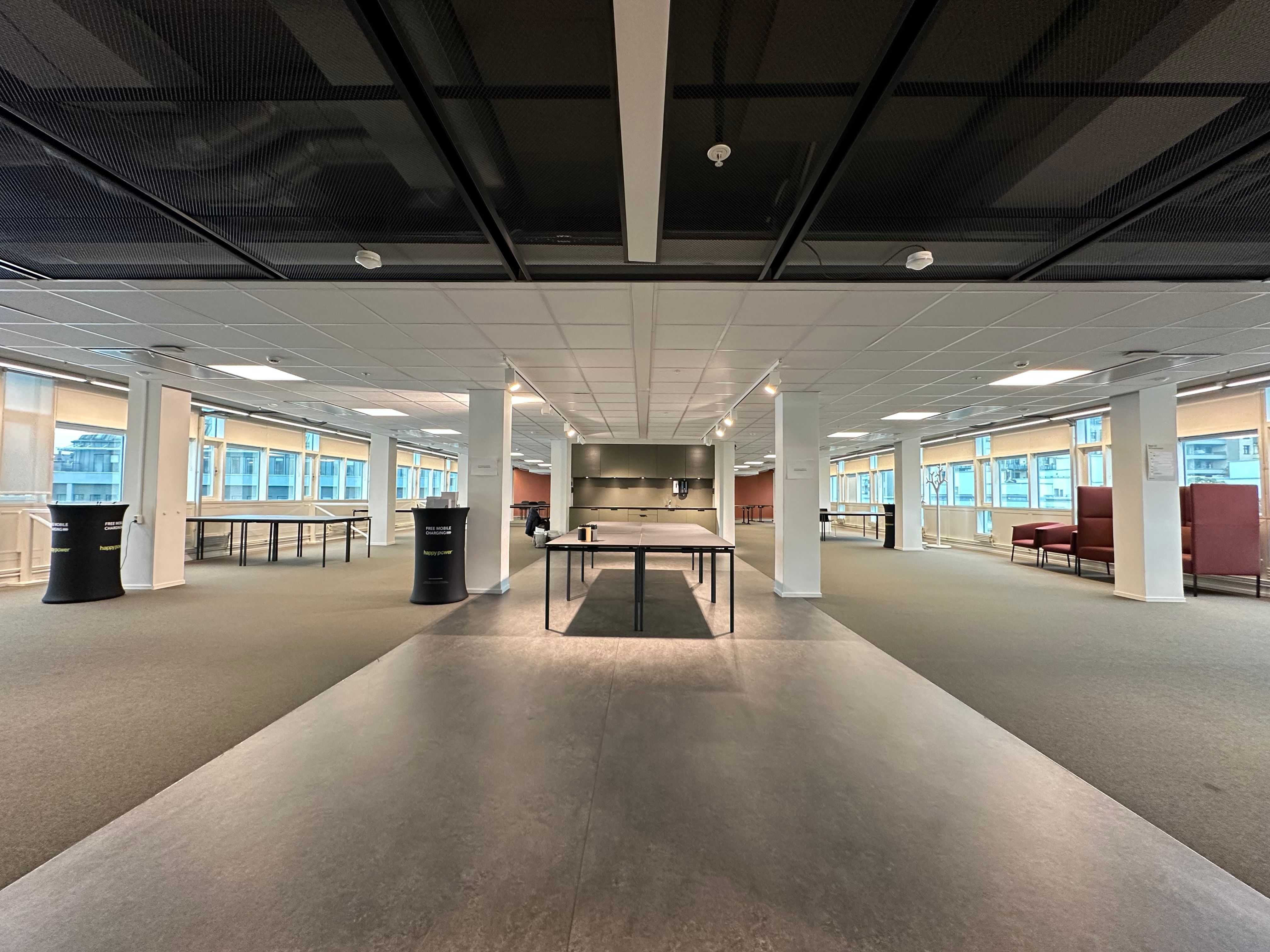 Egen kontoretasje for 48–60 ansatte v/Nationaltheatret | Fullservice & Innovasjonsmiljø