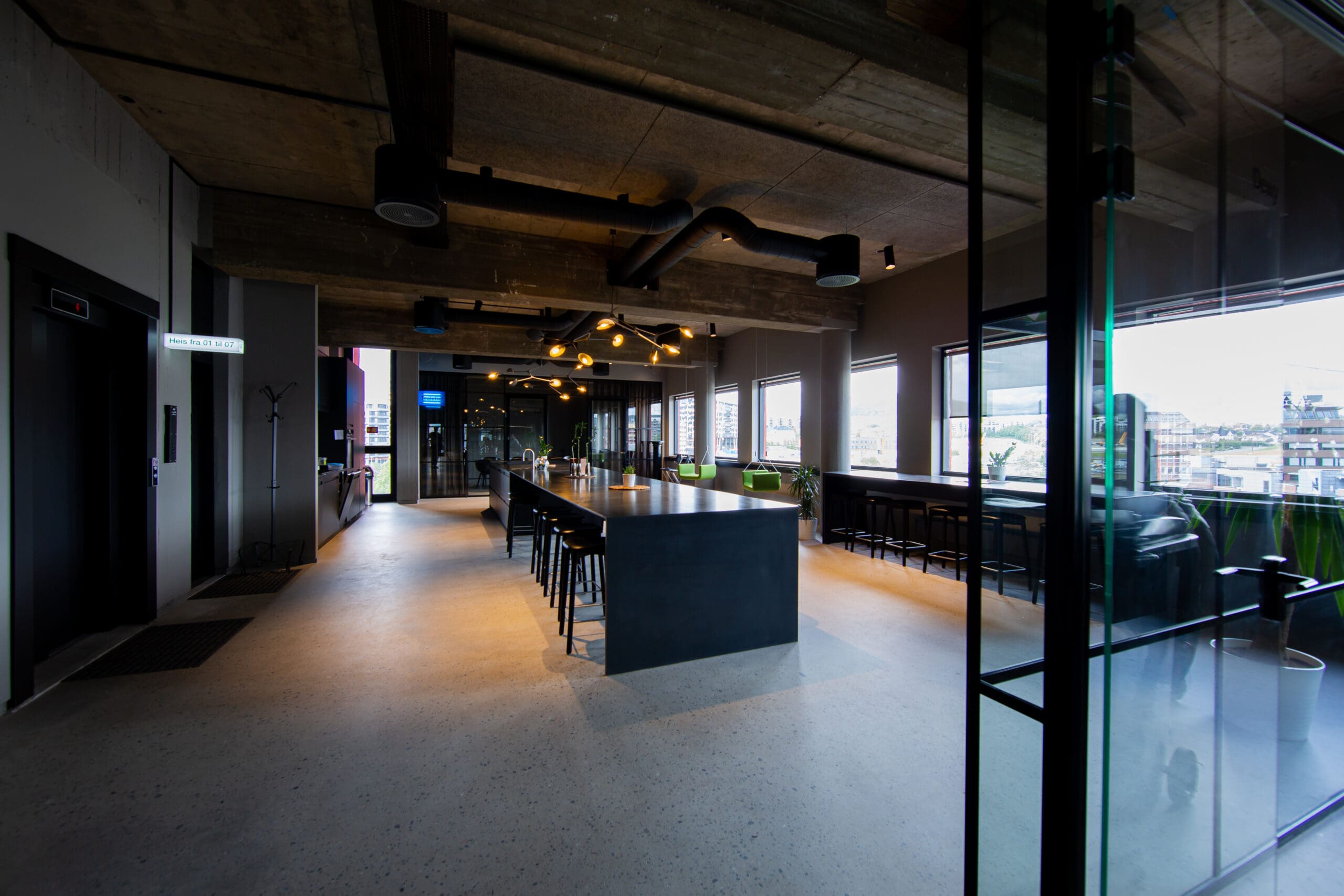 Beautiful office floor with views at Økern - Workspace